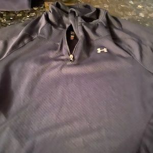 Black 1/4 zip under armour